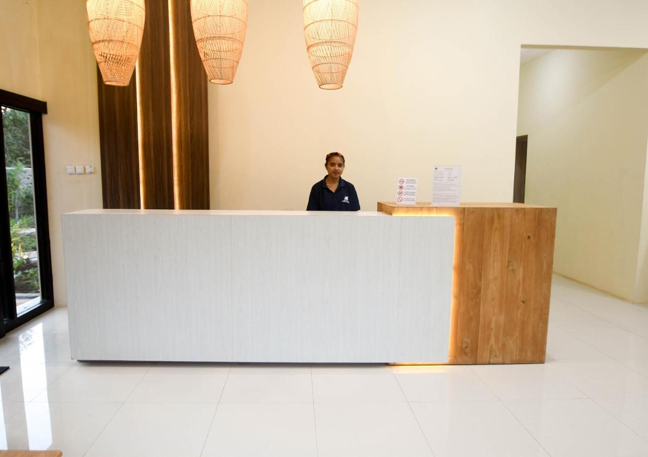 Pasola Hotel Waikelo Kültér fotó